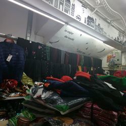 西湖服裝(小商品)批發(fā)城(百勝批發(fā))電話, 地址, 價(jià)格, 營業(yè)時(shí)間(圖)-服飾鞋包-東莞購物-大眾點(diǎn)評網(wǎng)